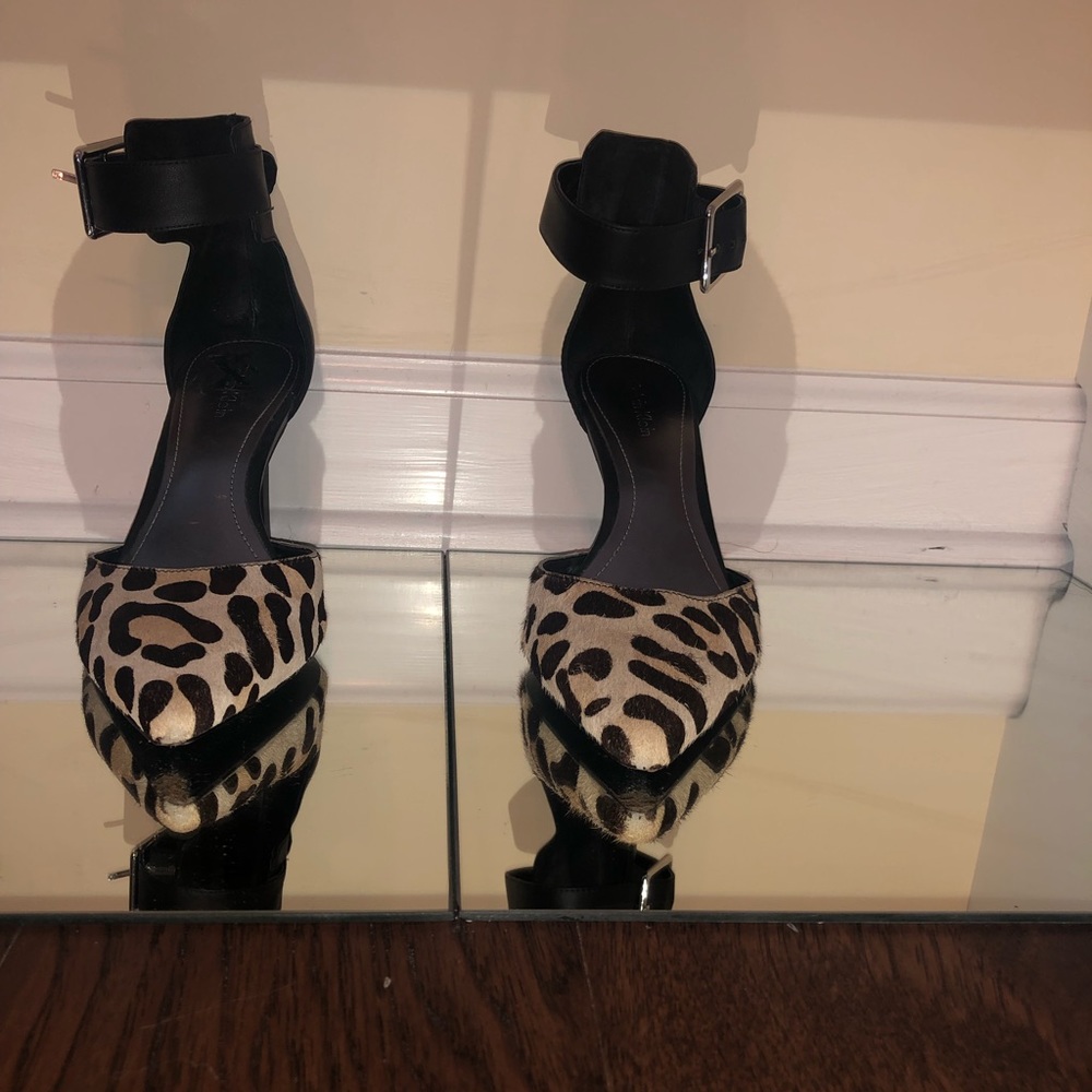 Women’s shoes